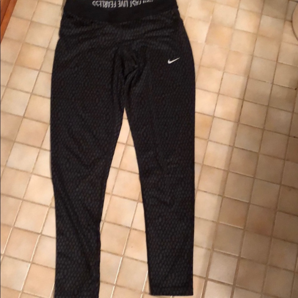 Nike Dri Fit medium
